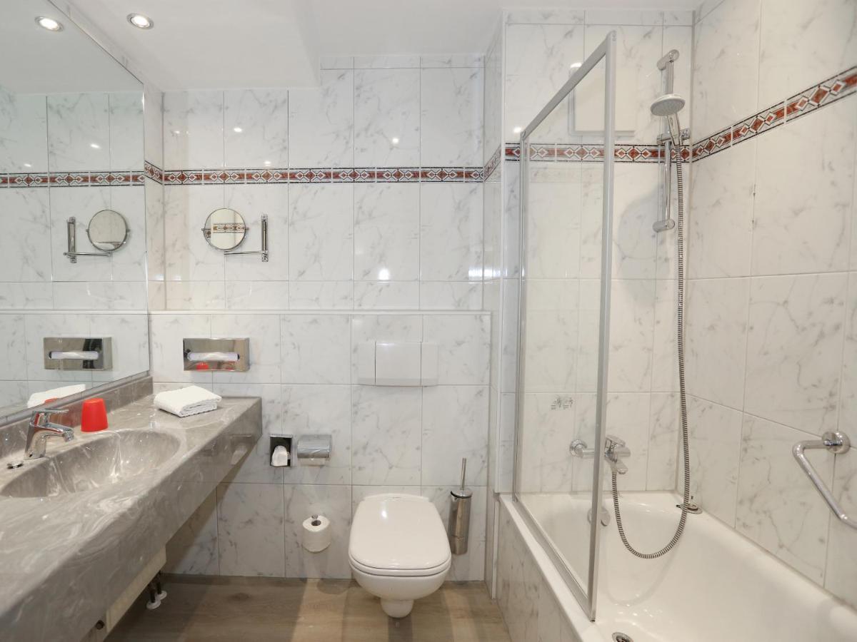 Dormero Hotel מירבוש מראה חיצוני תמונה