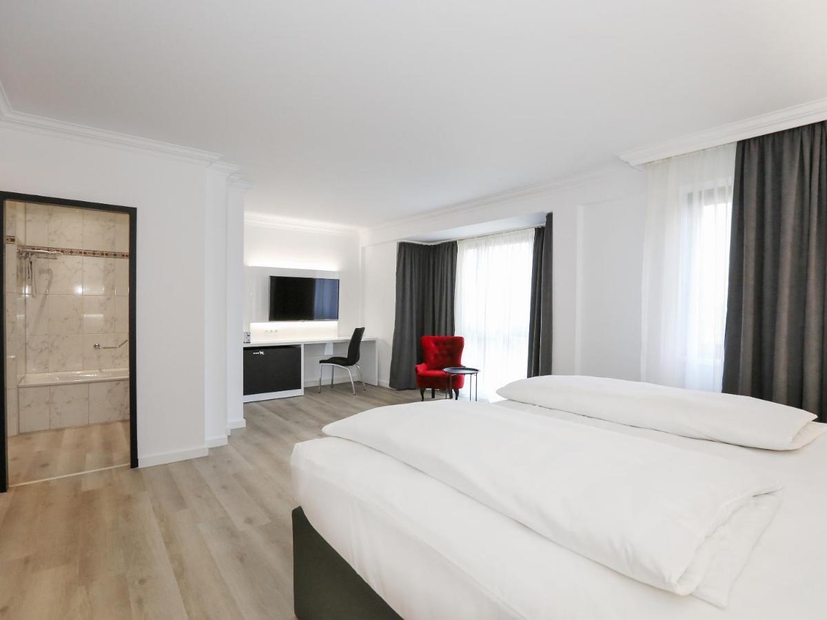 Dormero Hotel מירבוש מראה חיצוני תמונה