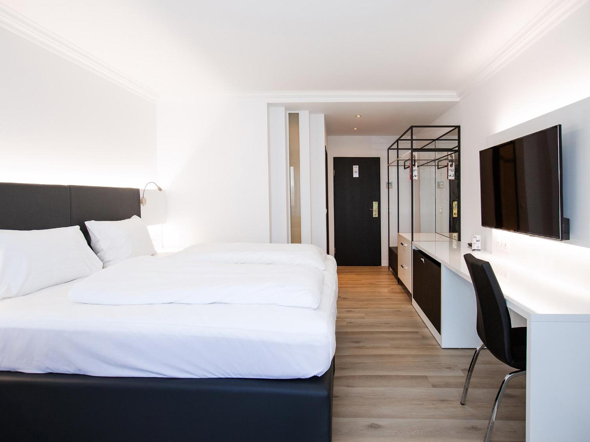 Dormero Hotel מירבוש מראה חיצוני תמונה